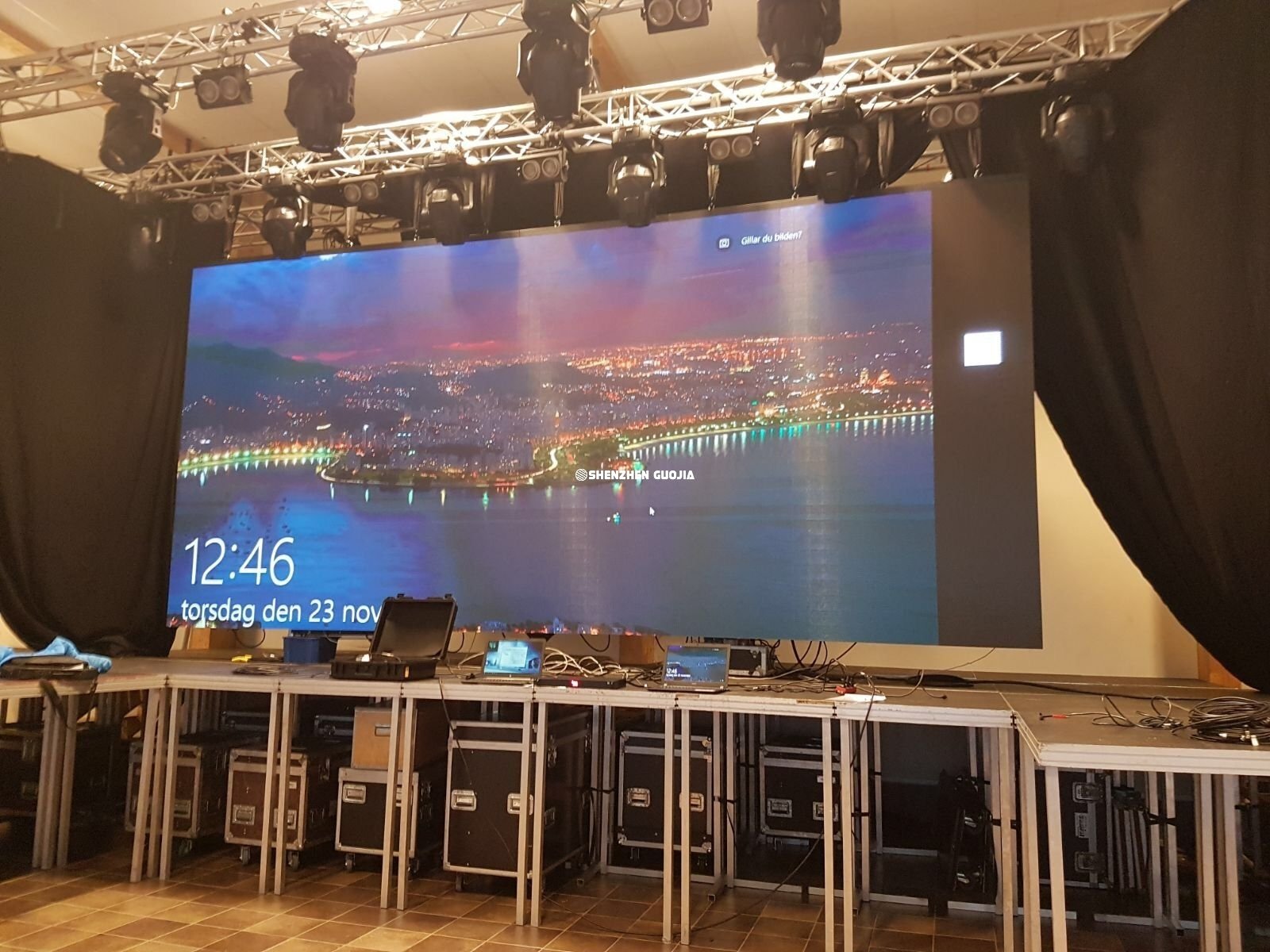 led screen panels