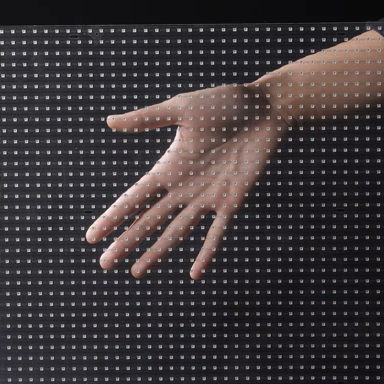 Transparentní LED filmové displeje (1)